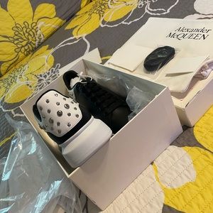 Alexander McQueen brand new